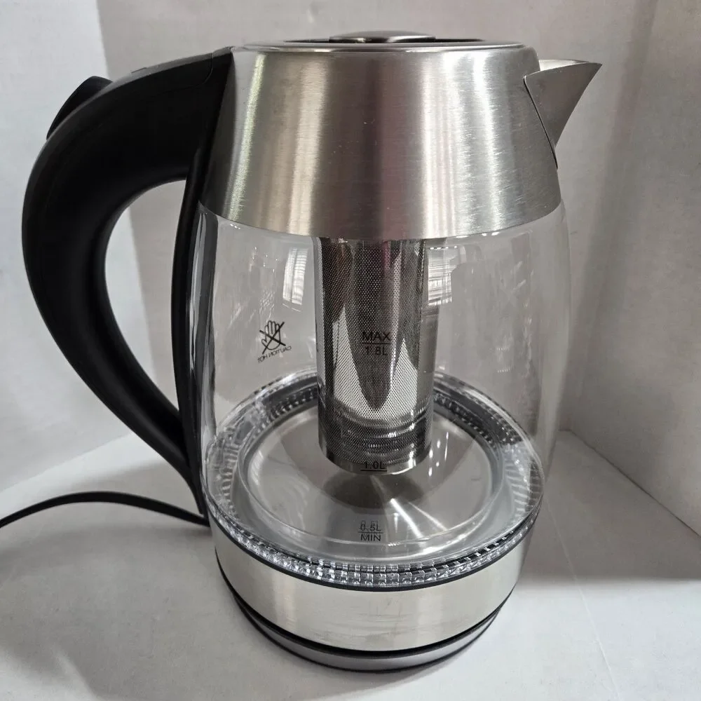Chefman 1.8L cordless glass electrical kettle removable tea infuser included
